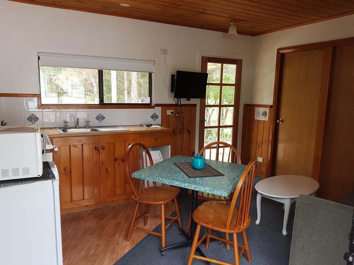 Strahan Retreat Holiday Park Eksteriør bilde